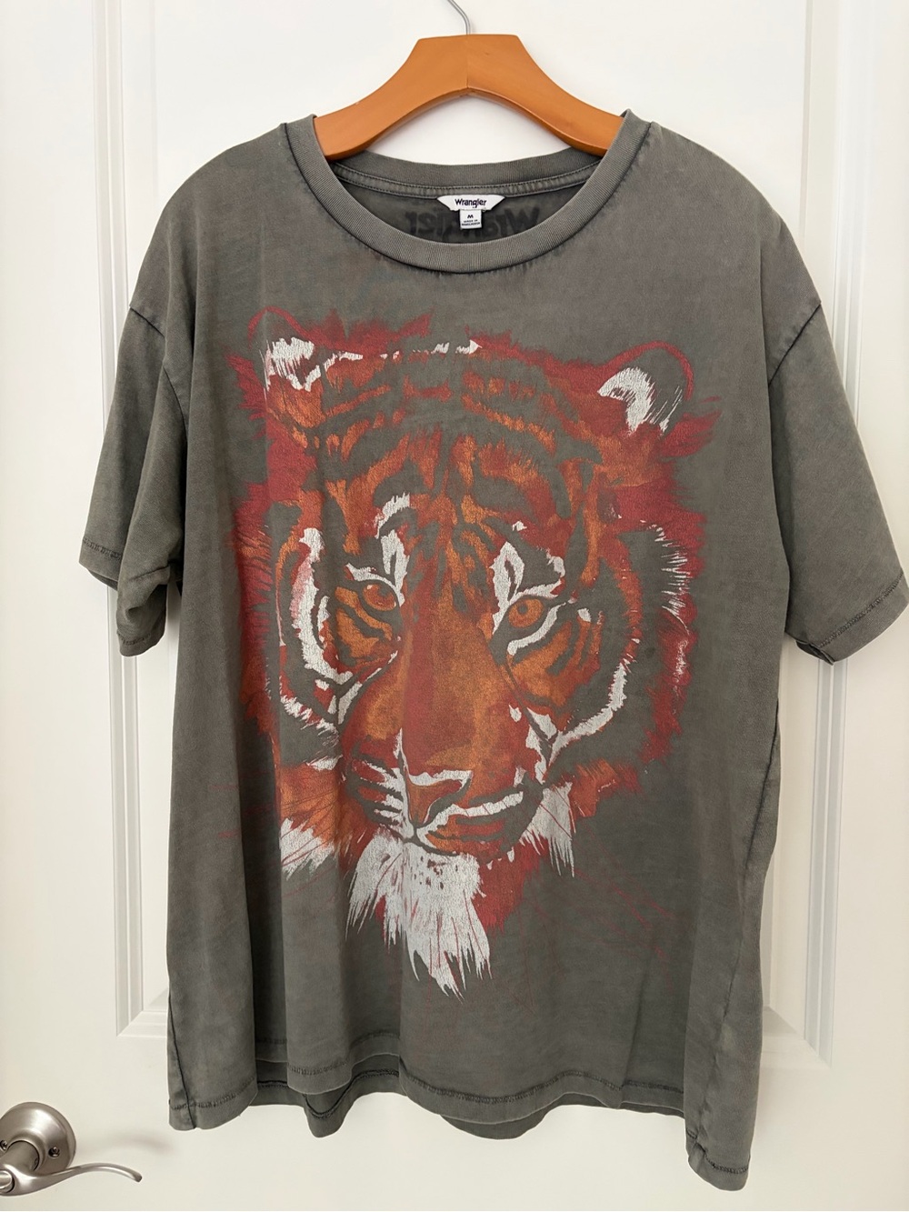 Wrangler Gray Tee with Orange & White Tiger Face Graphic
